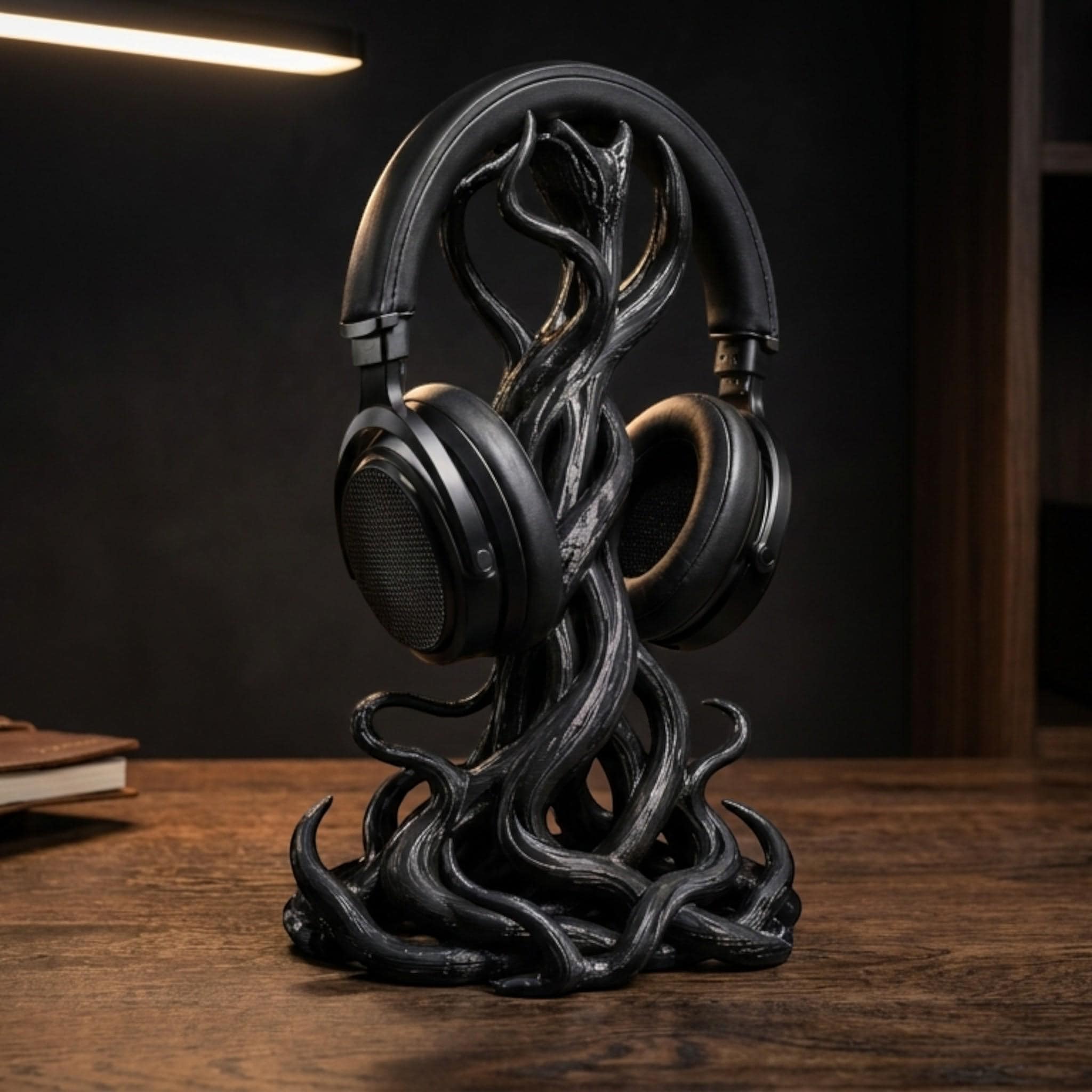 Gothic Tentacle Headphone Stand – Artistic 3D Printed Desk Organizer