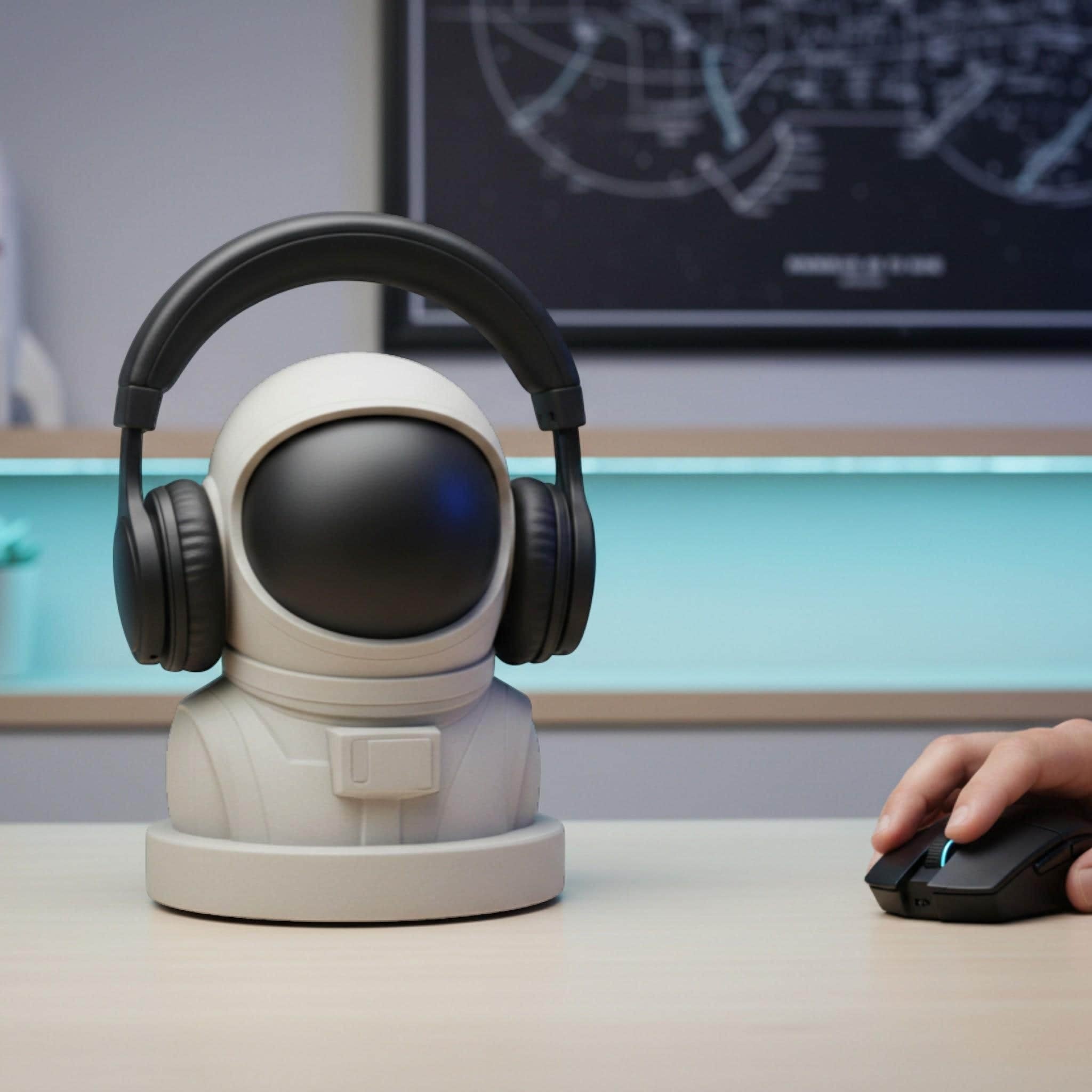 Astronaut Headphone Stand – 3D Printed Space Desk Decor & Headset Holder