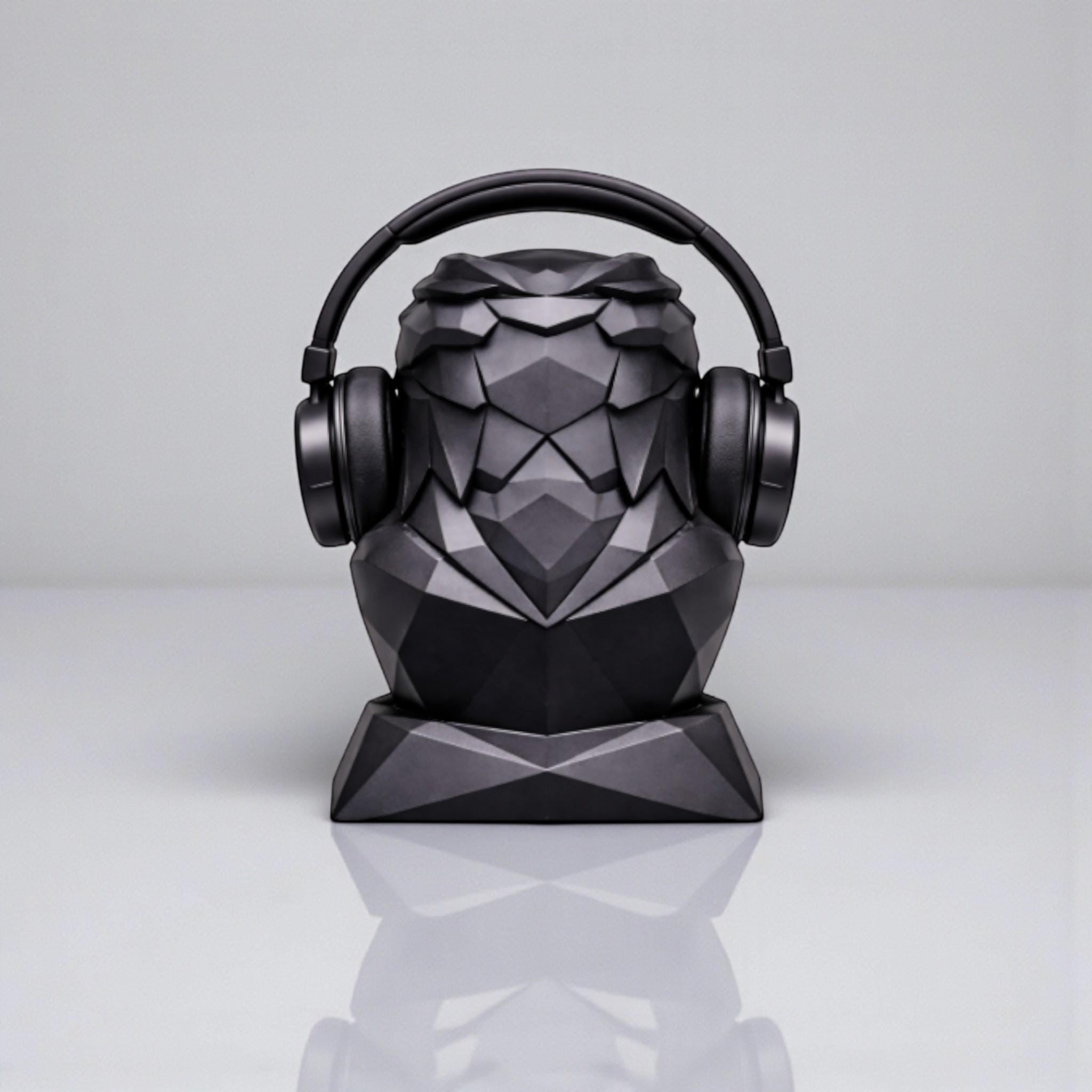 Eagle Headphone Stand – 3D Printed Geometric Low-Poly Gaming Desk Holder