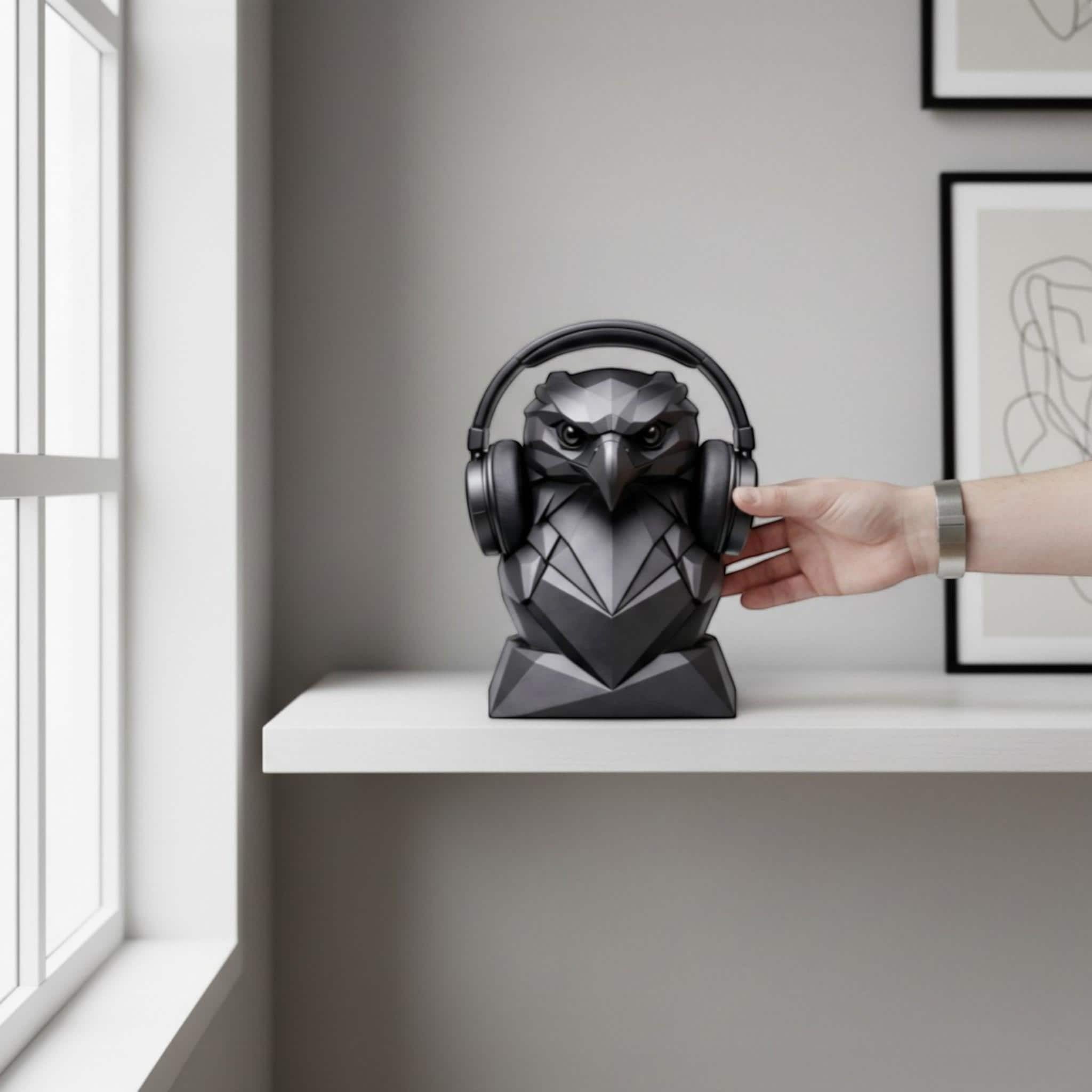 Eagle Headphone Stand – 3D Printed Geometric Low-Poly Gaming Desk Holder