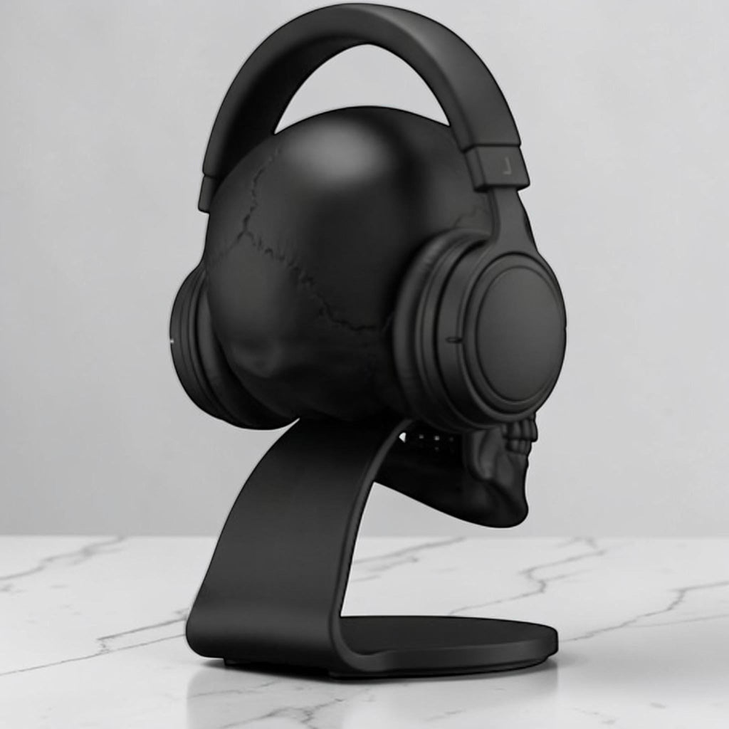 Skull Headset Stand – Anatomical Gaming Desktop Organizer & Gothic Room Decor