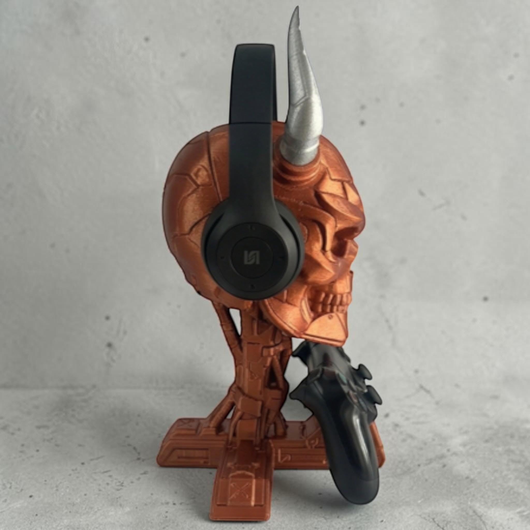 Cyber Skull Headset & Controller Stand – 3D Printed Cyberpunk Desk Decor