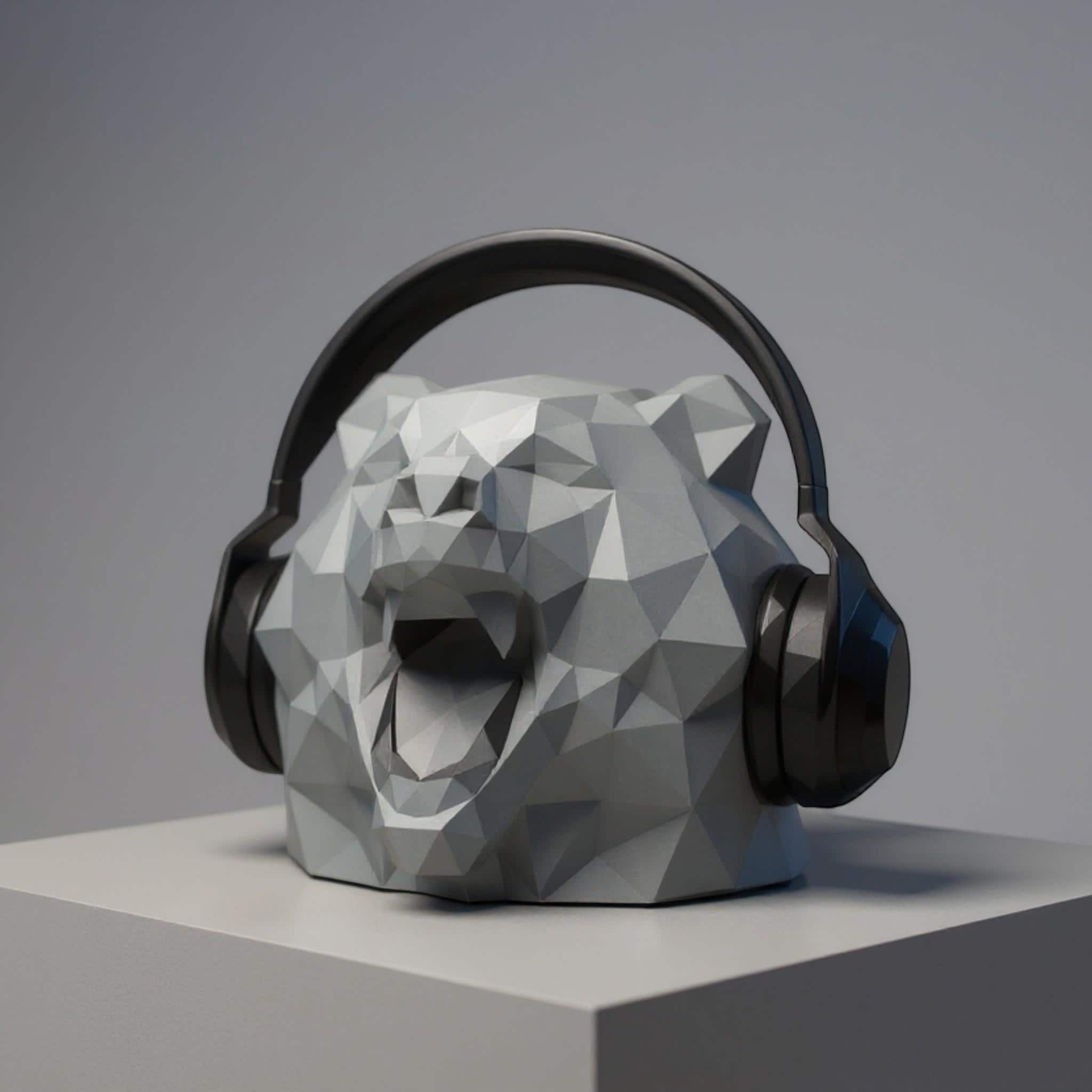 Happy3dWorld grey low-polygon bear head headphone stand with a modern geometric design on a white pedestal