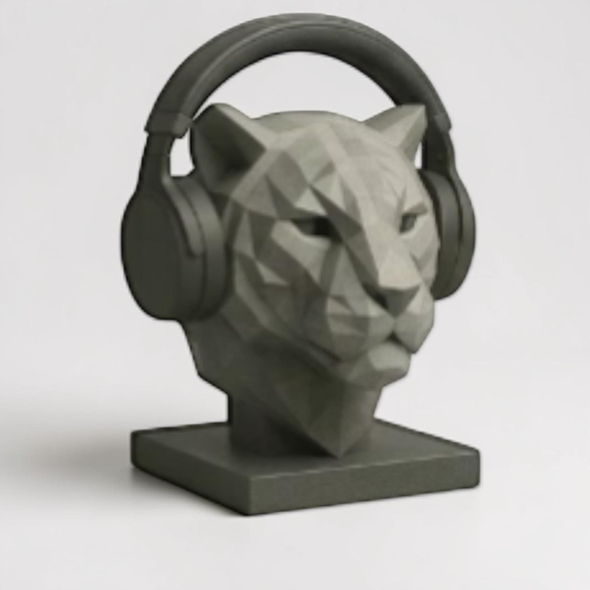 Tiger Headphone Stand – 3D Printed Low-Poly Geometric Animal Gaming Desk Decor