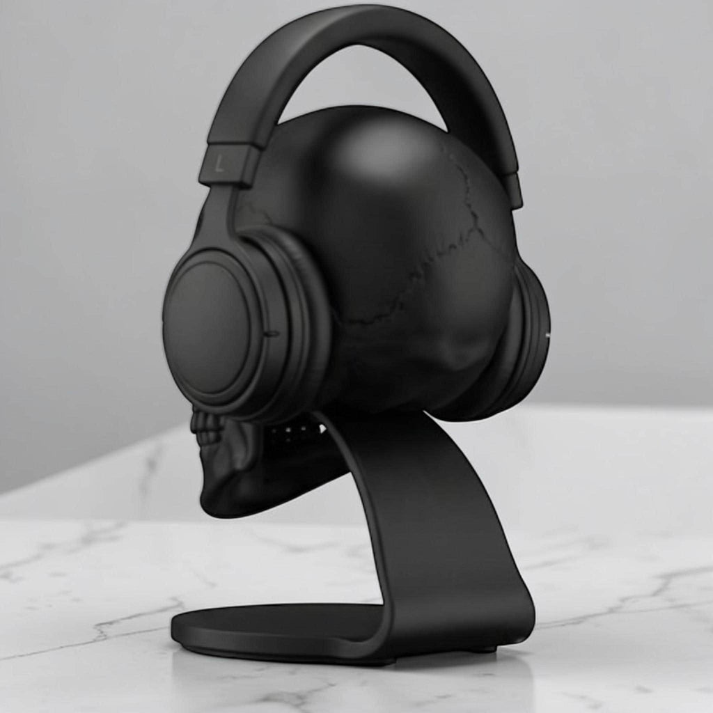 Skull Headset Stand – Anatomical Gaming Desktop Organizer & Gothic Room Decor