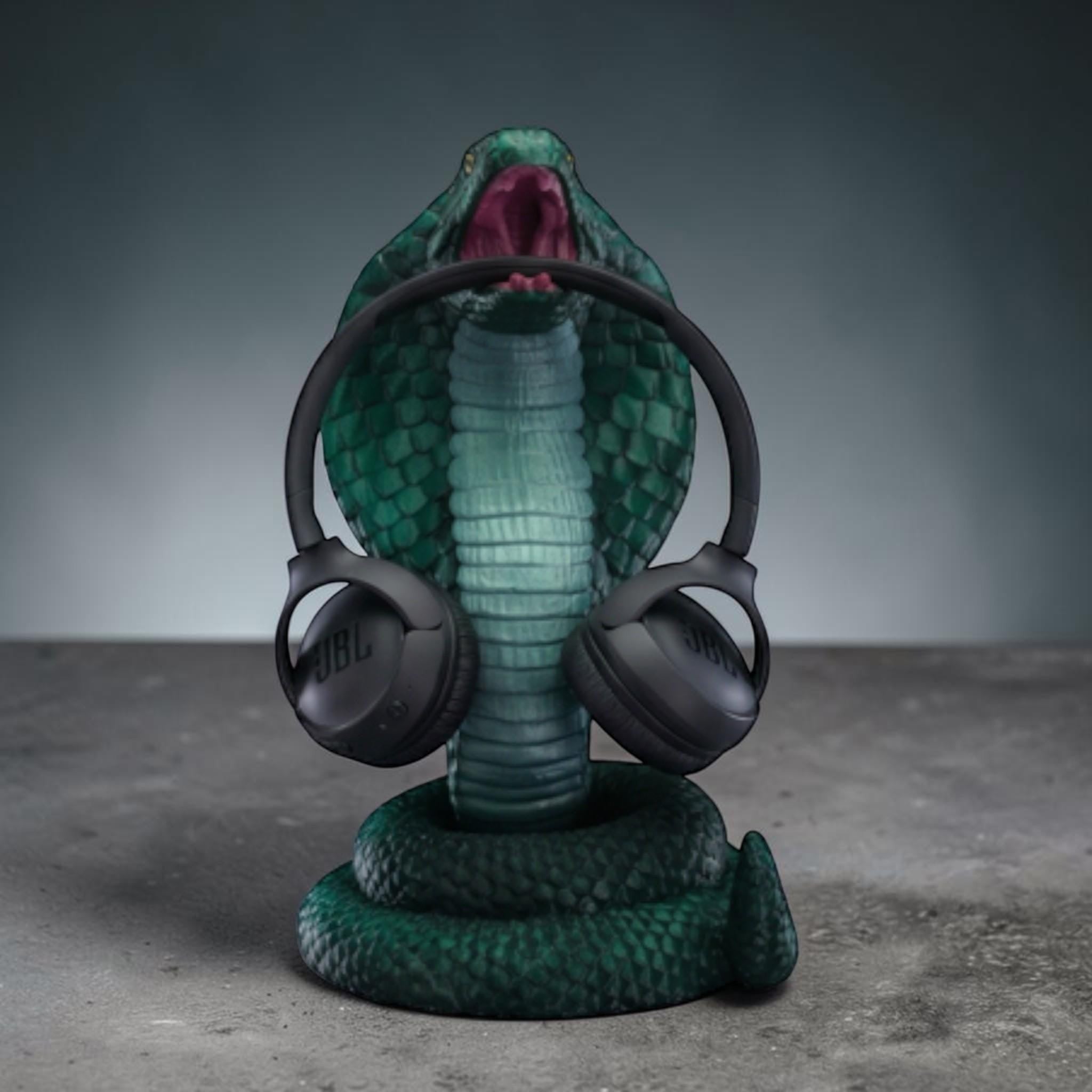 King Cobra Headphone Hanger – 3D Printed Metallic Green Snake Desk Decor